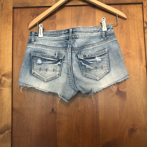 ✨3/$30✨Seduction by sirens jean shorts - Picture 3 of 3